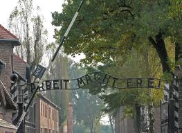 Entrée du camps de concentration et d’extermination de Auschwitz